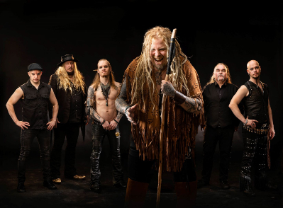 Skambus sugrįžimas: suomių folk-metalo superžvaigždės „Korpiklaani” koncertuos Lietuvoje